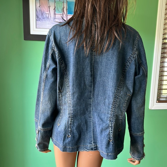 🪻🪻Mwah Denim Jean Jacket🪻🪻 - Picture 2 of 10